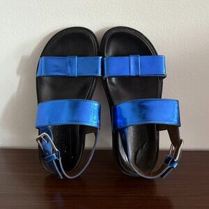 Marni Fussbett Blue Patent Leather Sandals Size 36